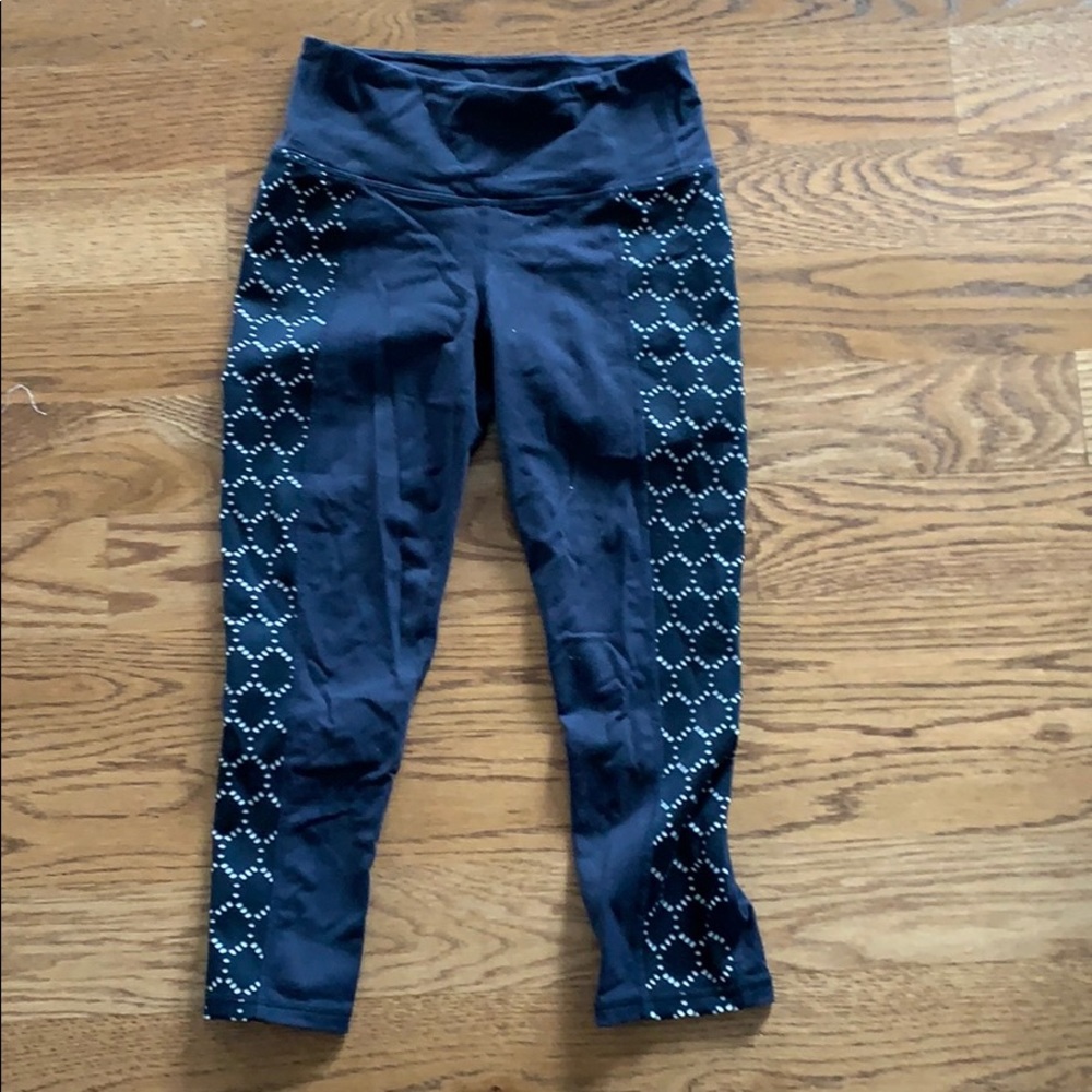 Athleta Navy Crop Leggings